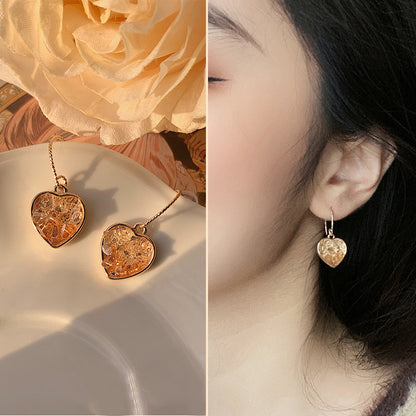 Retro Flower Copper Plating Inlay Artificial Gemstones Pearl Ear Studs 1 Pair