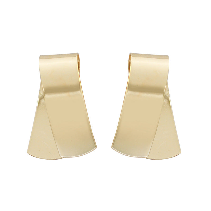 1 Pair Elegant Modern Style Irregular Irregular Plating Alloy Gold Plated Drop Earrings