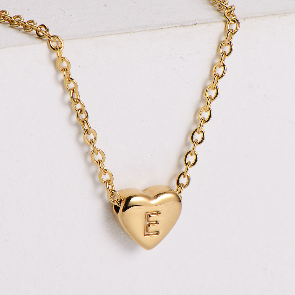 Stainless Steel Plating 18k Gold Exquisite Heart-shaped Letter Pendant Necklace