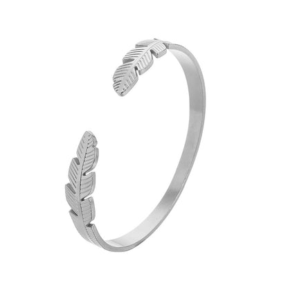 1 Piece Simple Style Square Leaves Heart Shape Titanium Steel Plating Hollow Out Bangle