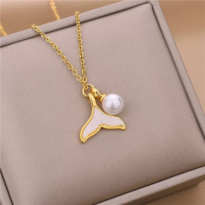 1 Piece Fashion Fish Tail Titanium Steel Plating Inlay Pearl Shell Pendant Necklace