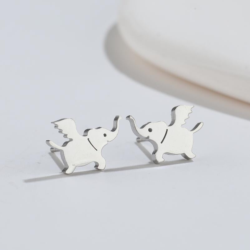 1 Pair Simple Style Animal Titanium Steel Ear Studs