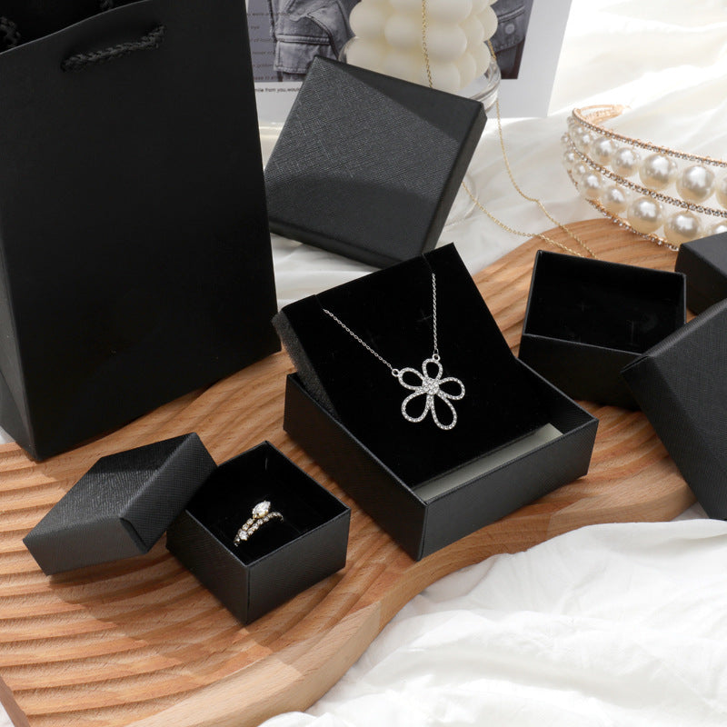 Fashion Solid Color Paper Jewelry Boxes