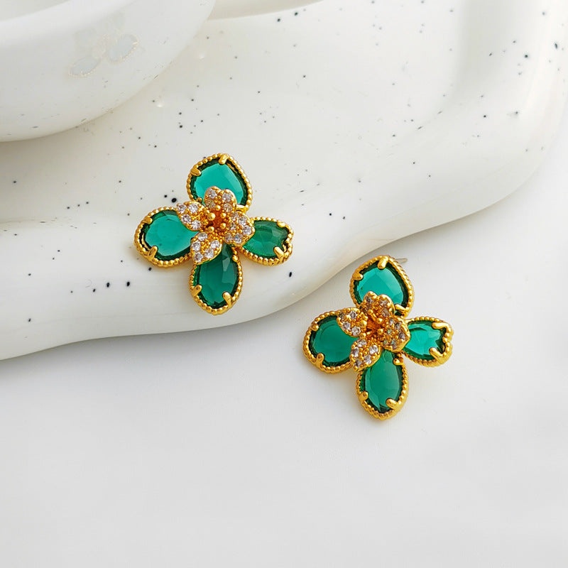 1 Pair Sweet Flower Copper Plating Glass Zircon Ear Studs