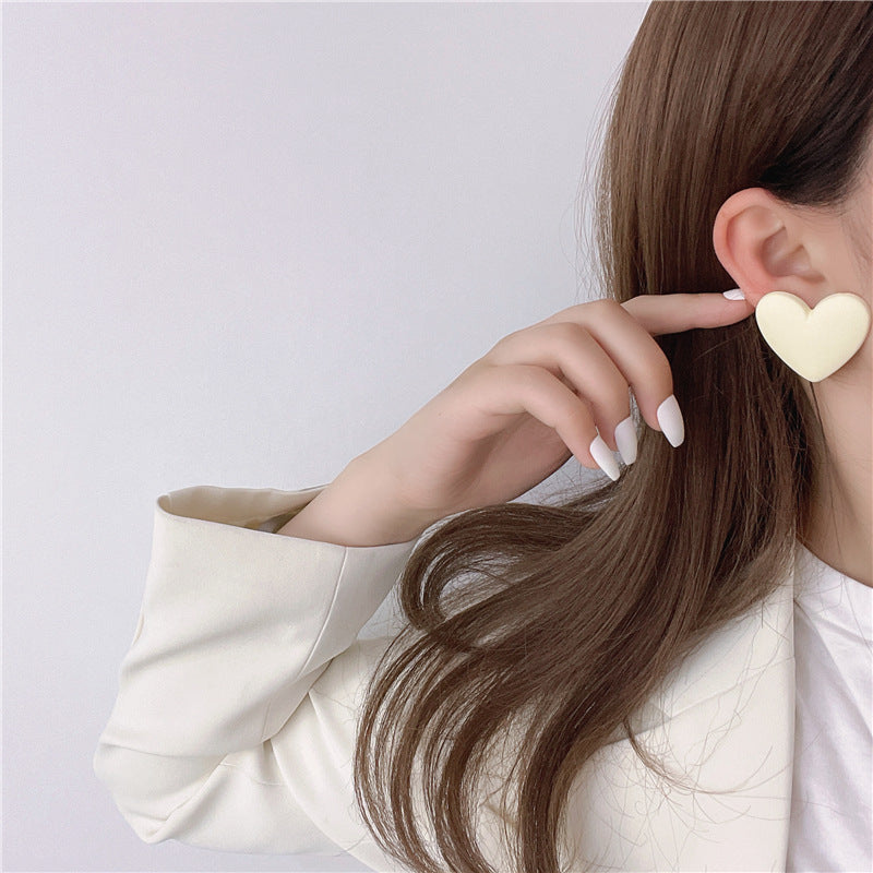 1 Pair Sweet Heart Shape Arylic Spray Paint Women's Ear Studs