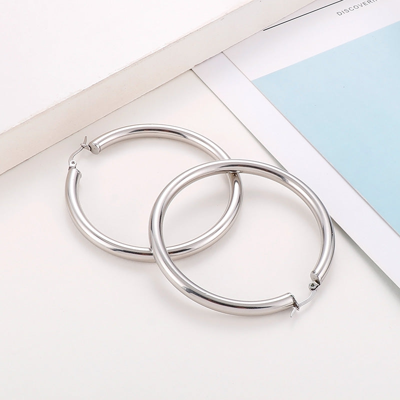 1 Pair Fashion Solid Color Stainless Steel Hollow Out Hoop Earrings