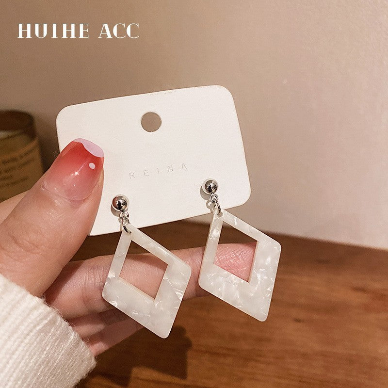 1 Pair Simple Style Color Block Alloy Plating Women's Drop Earrings Ear Studs