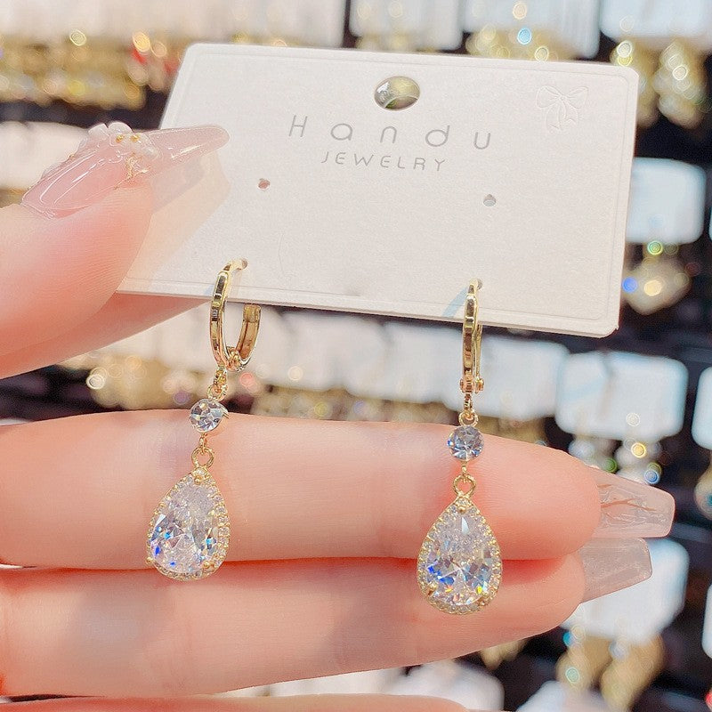 Simple Style Leaf Alloy Inlay Zircon Women's Earrings Ear Studs