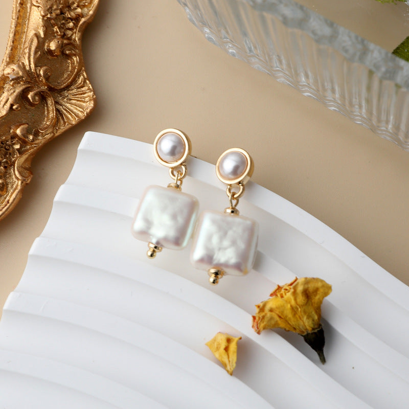 Retro Luxury Vintage Classic Baroque Pearl 925 Silver Stud Earrings Hong Kong Style Mid-ancient Irregular Earrings