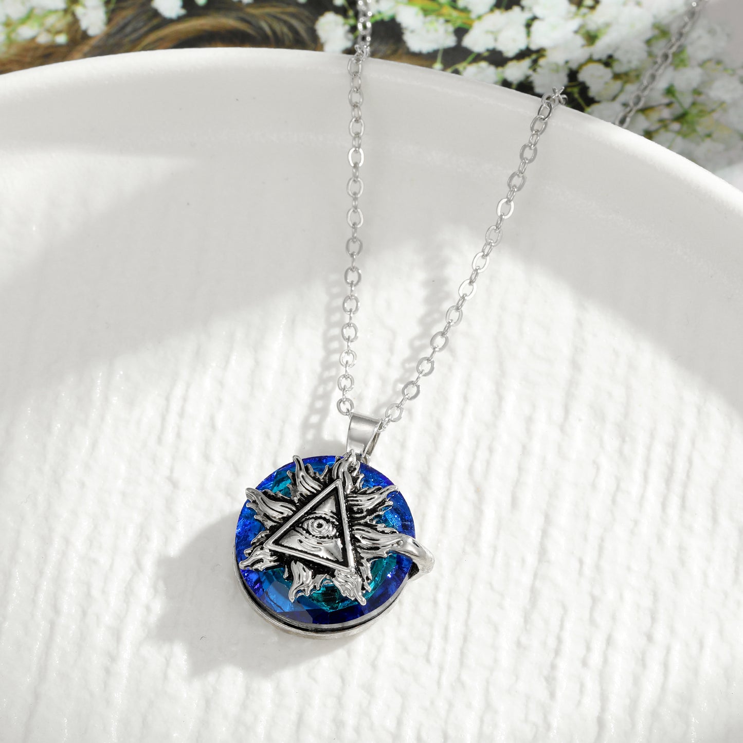 Ethnic Style Devil'S Eye Alloy Titanium Steel Inlay Crystal Rhinestones Women'S Pendant Necklace