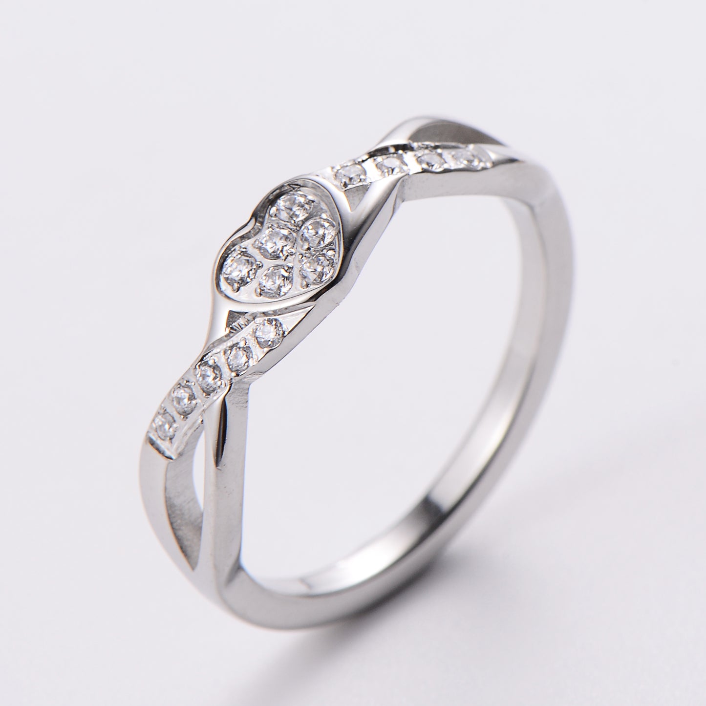 1 Piece Fashion Heart Shape Chains Print Stainless Steel Inlay Zircon Wave Ring