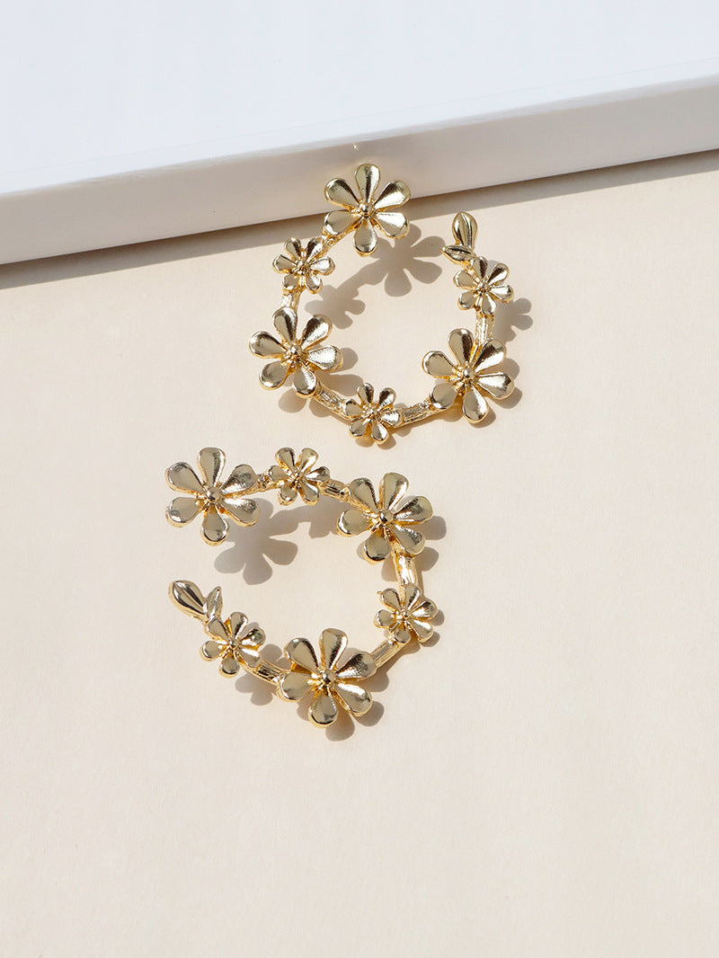 Summer Metal New Alloy Hot-selling Flower Earrings