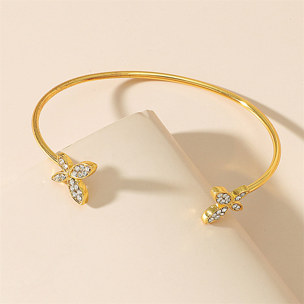 Wholesale 1 Set Simple Style Star Heart Shape Butterfly Stainless Steel Metal 18k Gold Plated Gold Plated Silver Plated Turquoise Rhinestones Zircon Bangle