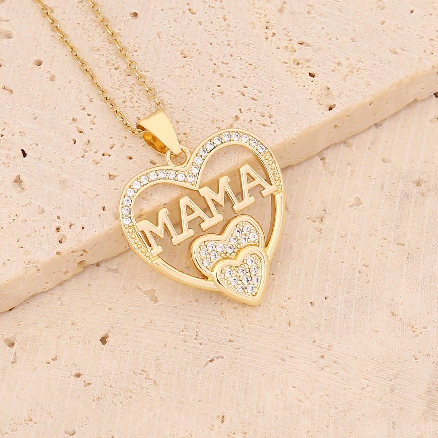 Wholesale Casual Mama Letter Heart Shape Stainless Steel Rhinestone 18k Gold Plated Zircon Pendant Necklace