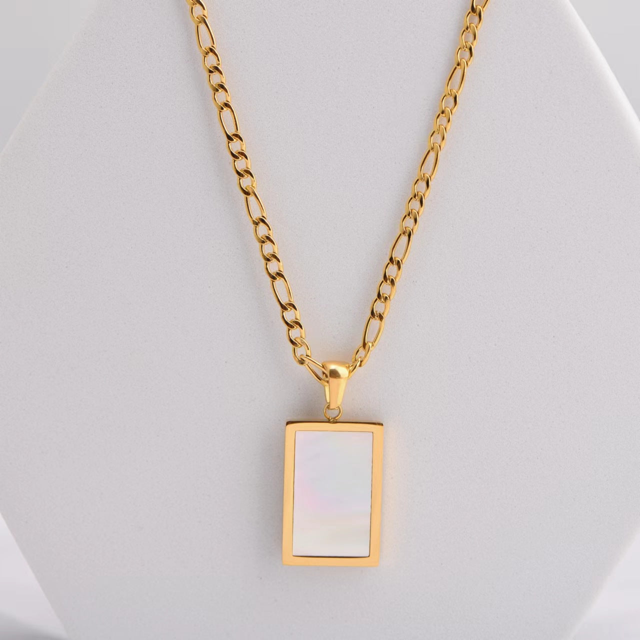 Wholesale Simple Style Rectangle Stainless Steel Shell Pendant Necklace