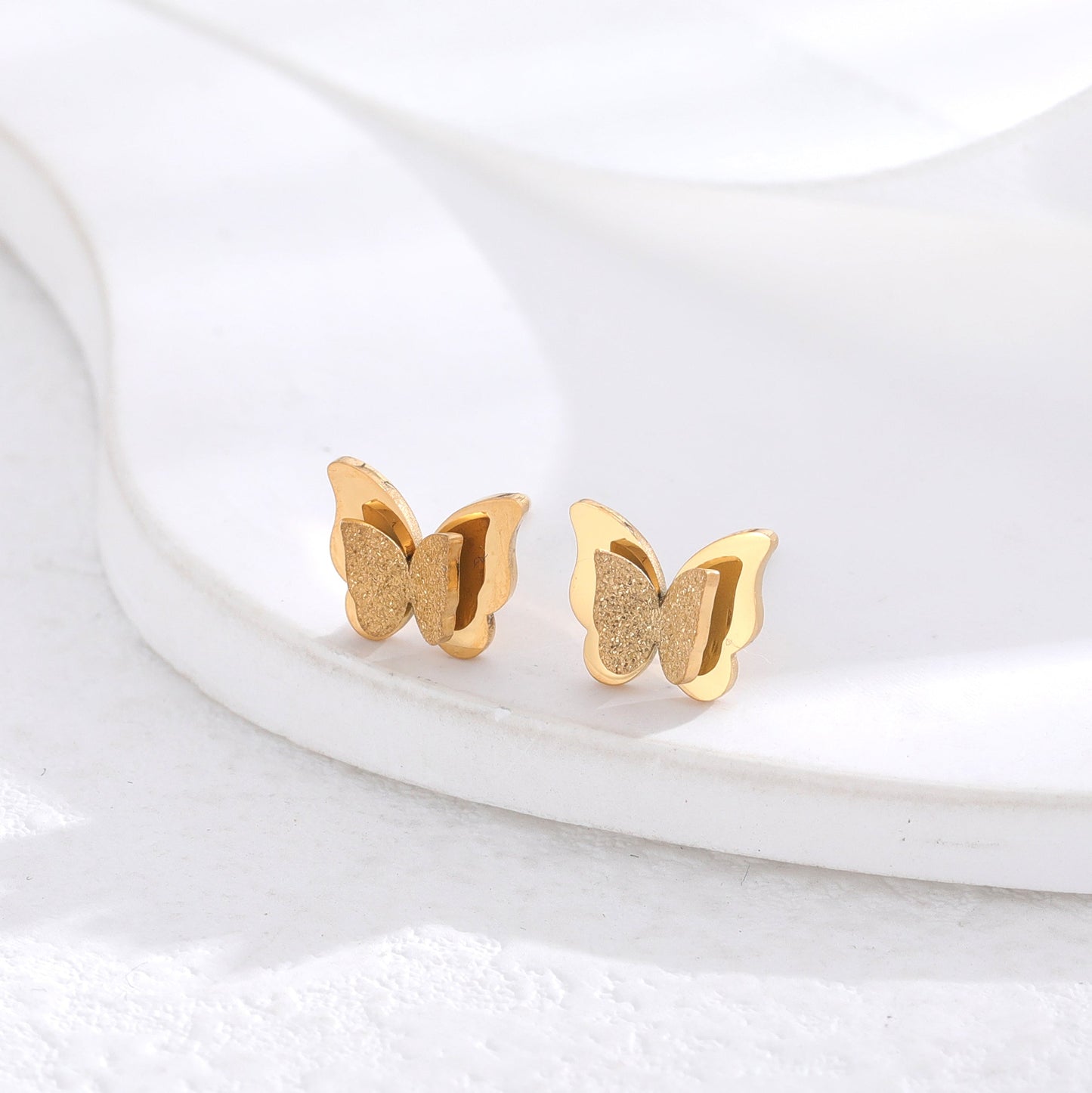 1 Pair Classic Style Artistic Butterfly Plating Inlay Titanium Steel Zircon 24k Gold Plated Ear Studs