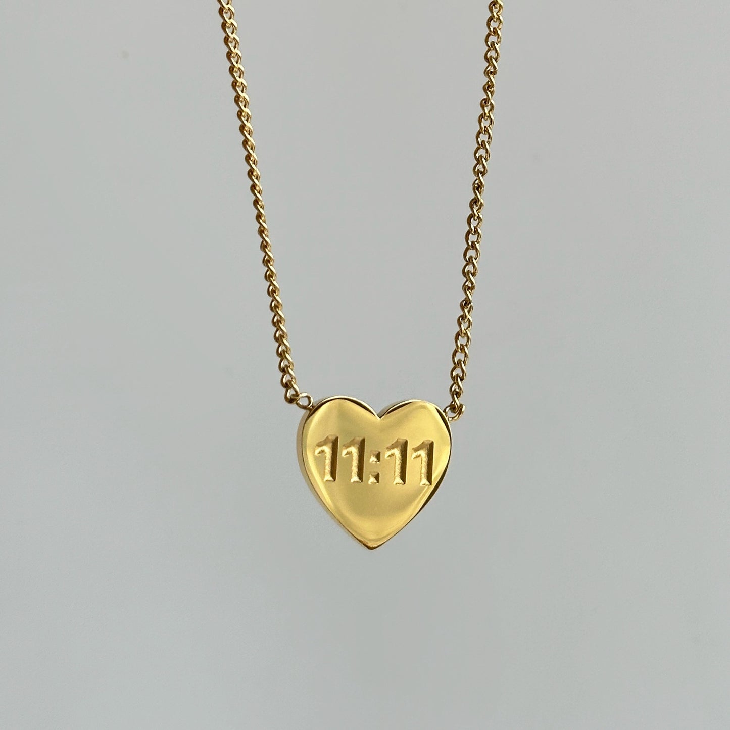 Retro Heart Shape Titanium Steel Plating 18k Gold Plated Pendant Necklace