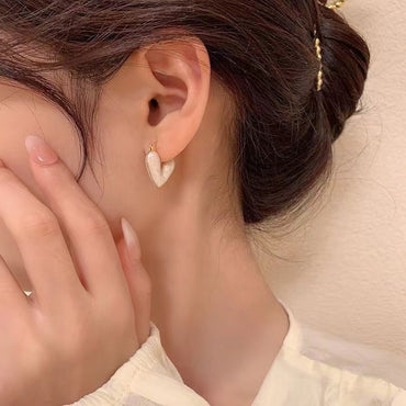Simple Style Heart Shape Alloy Enamel Gold Plated Women's Earrings