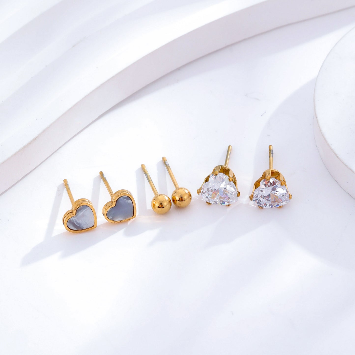 1 Set 3 Pairs Casual Simple Style Heart Shape Roman Numeral Butterfly Plating Inlay 304 Stainless Steel Rhinestones Shell Gold Plated Ear Studs
