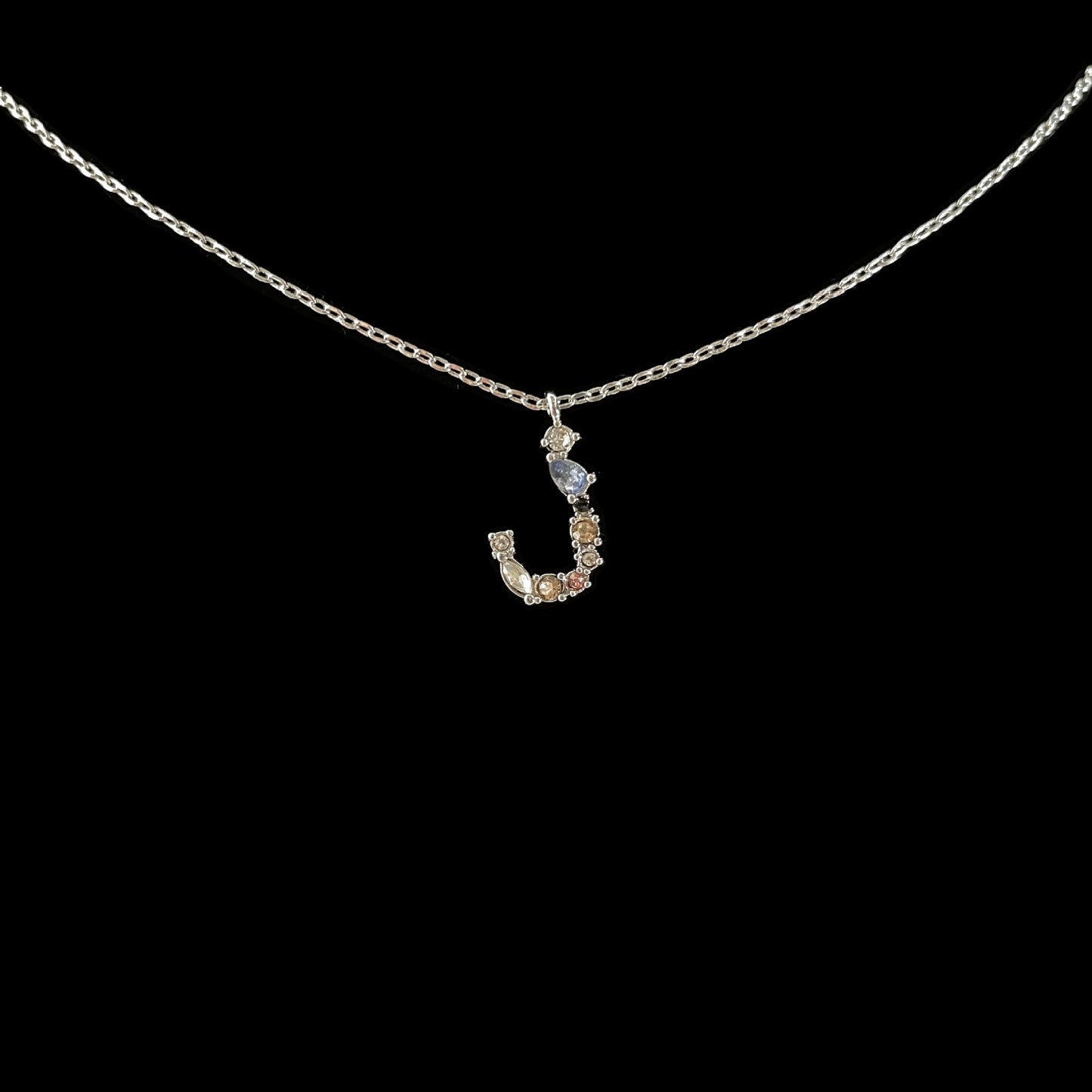 Simple Style Letter Copper Zircon Pendant Necklace In Bulk