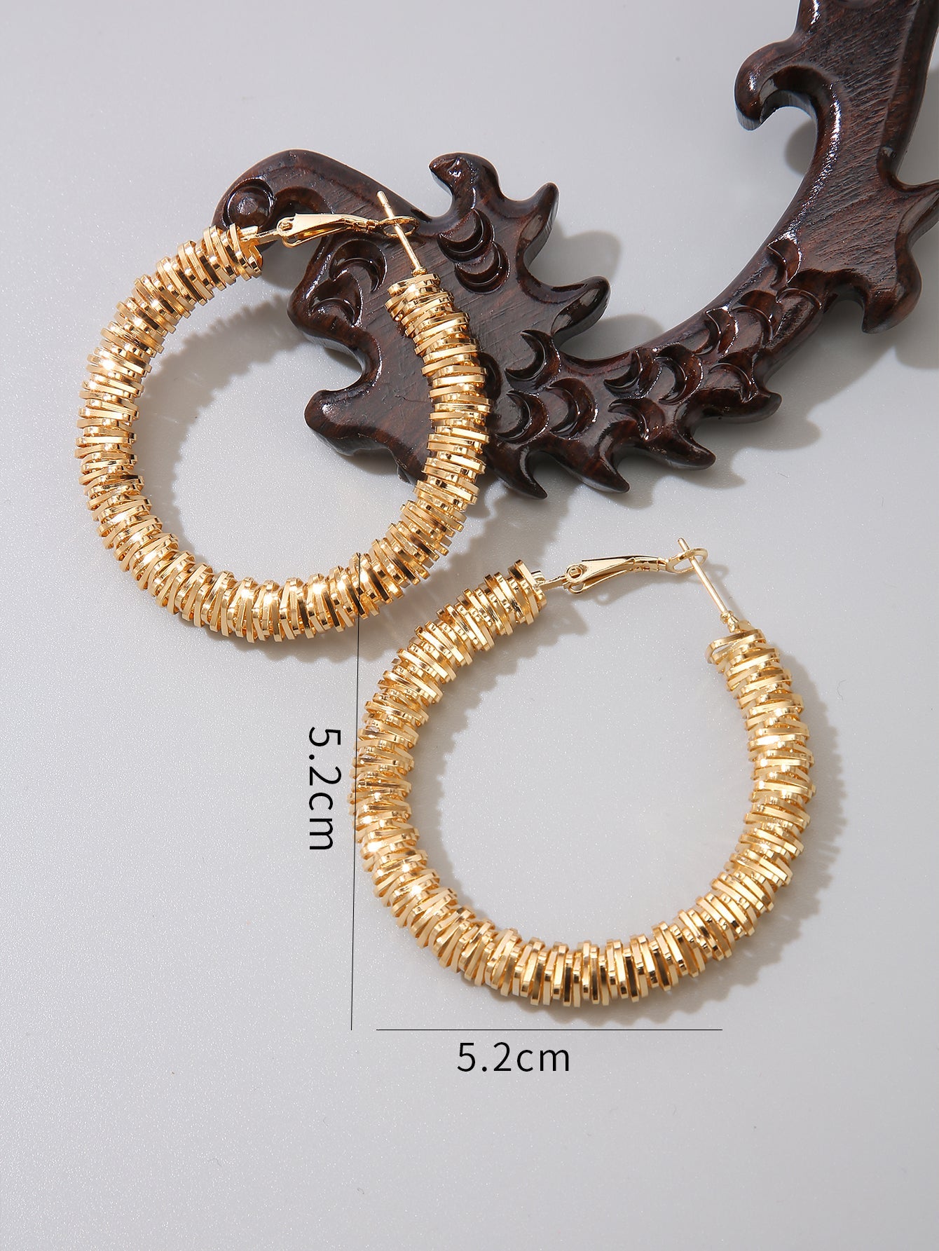 Retro Classic Style Circle Alloy Women's Hoop Earrings