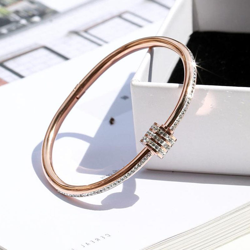 Simple Style Round Heart Shape Snake Titanium Steel Plating Inlay Rhinestones Shell 18k Gold Plated Bangle