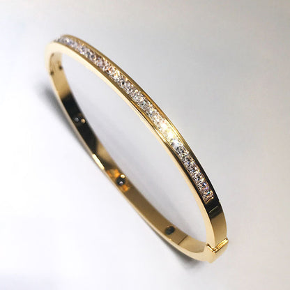 Simple Style Round Heart Shape Snake Titanium Steel Plating Inlay Rhinestones Shell 18k Gold Plated Bangle