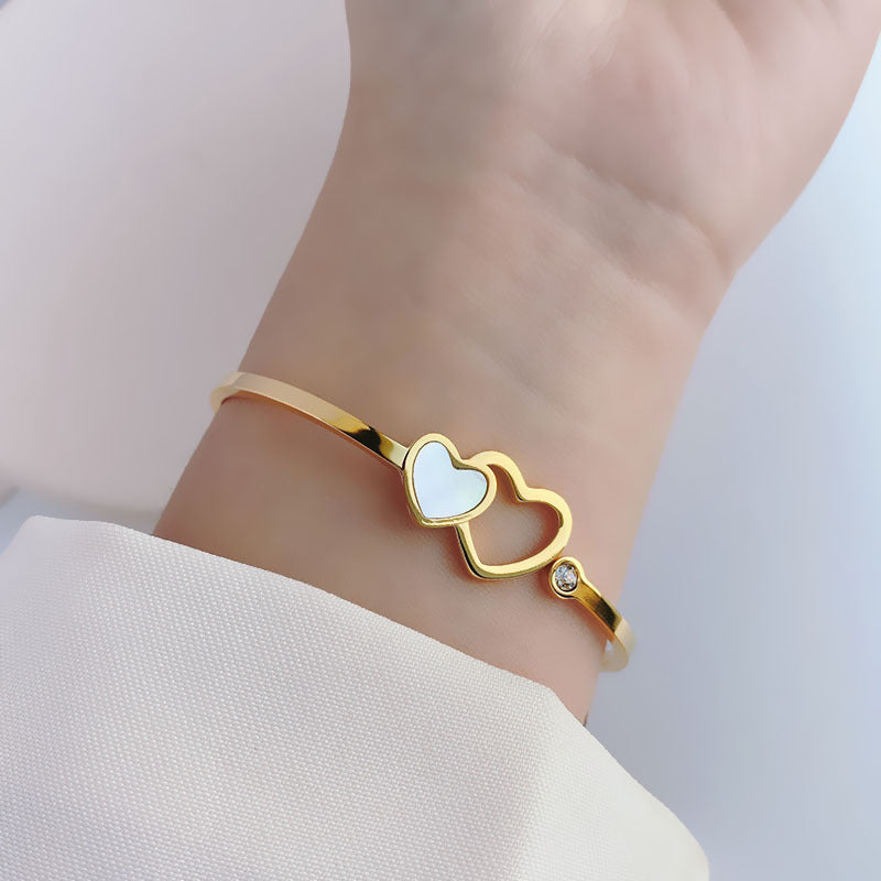 Simple Style Round Heart Shape Snake Titanium Steel Plating Inlay Rhinestones Shell 18k Gold Plated Bangle