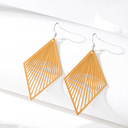 Simple Style Rhombus Alloy Hollow Out Women'S Drop Earrings