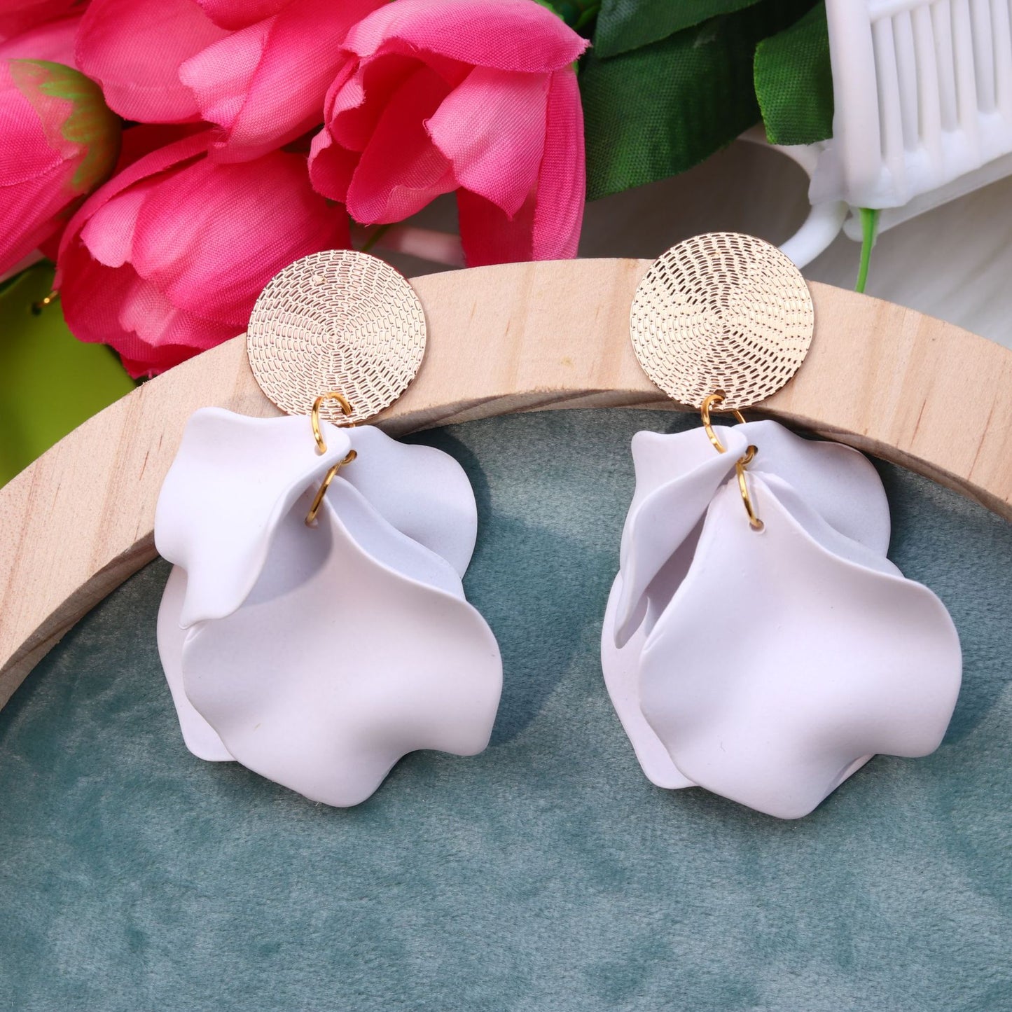 Vacation Irregular Arylic Spray Paint Pleated Women's Drop Earrings