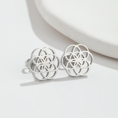 1 Pair Simple Style Flower Hollow Out Stainless Steel Ear Studs