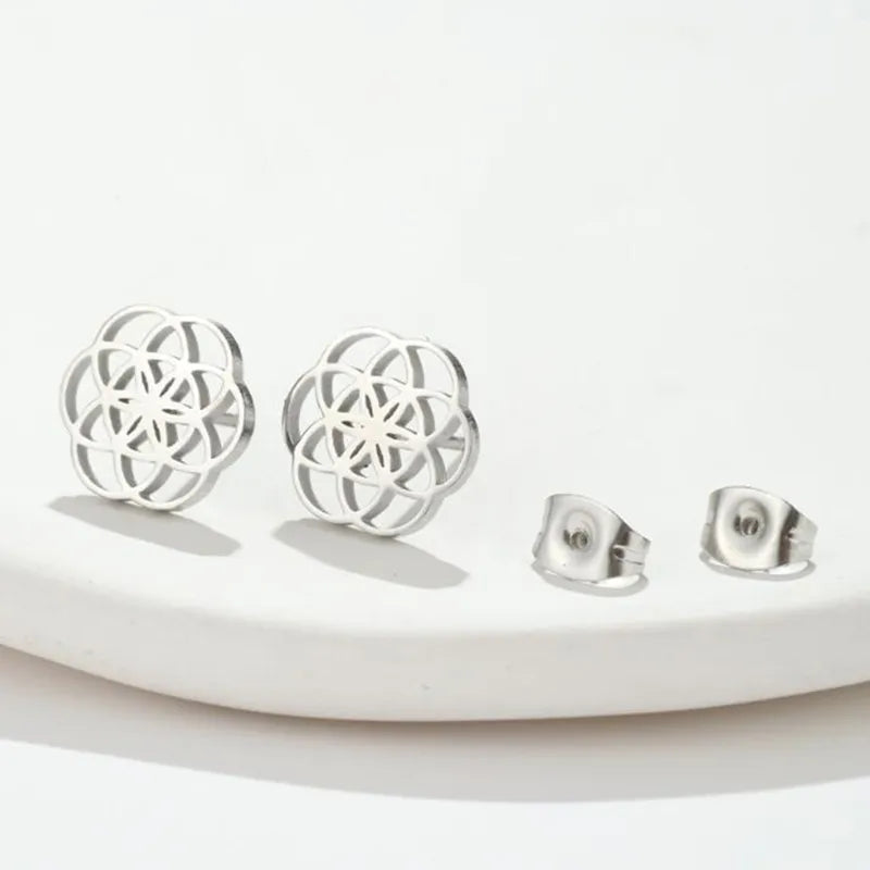 1 Pair Simple Style Flower Hollow Out Stainless Steel Ear Studs