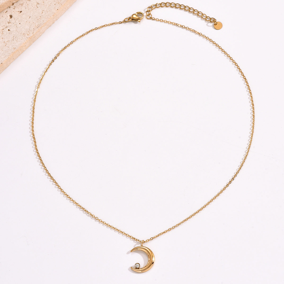 Elegant Simple Style Moon Stainless Steel Plating Inlay Rhinestones 14k Gold Plated Pendant Necklace