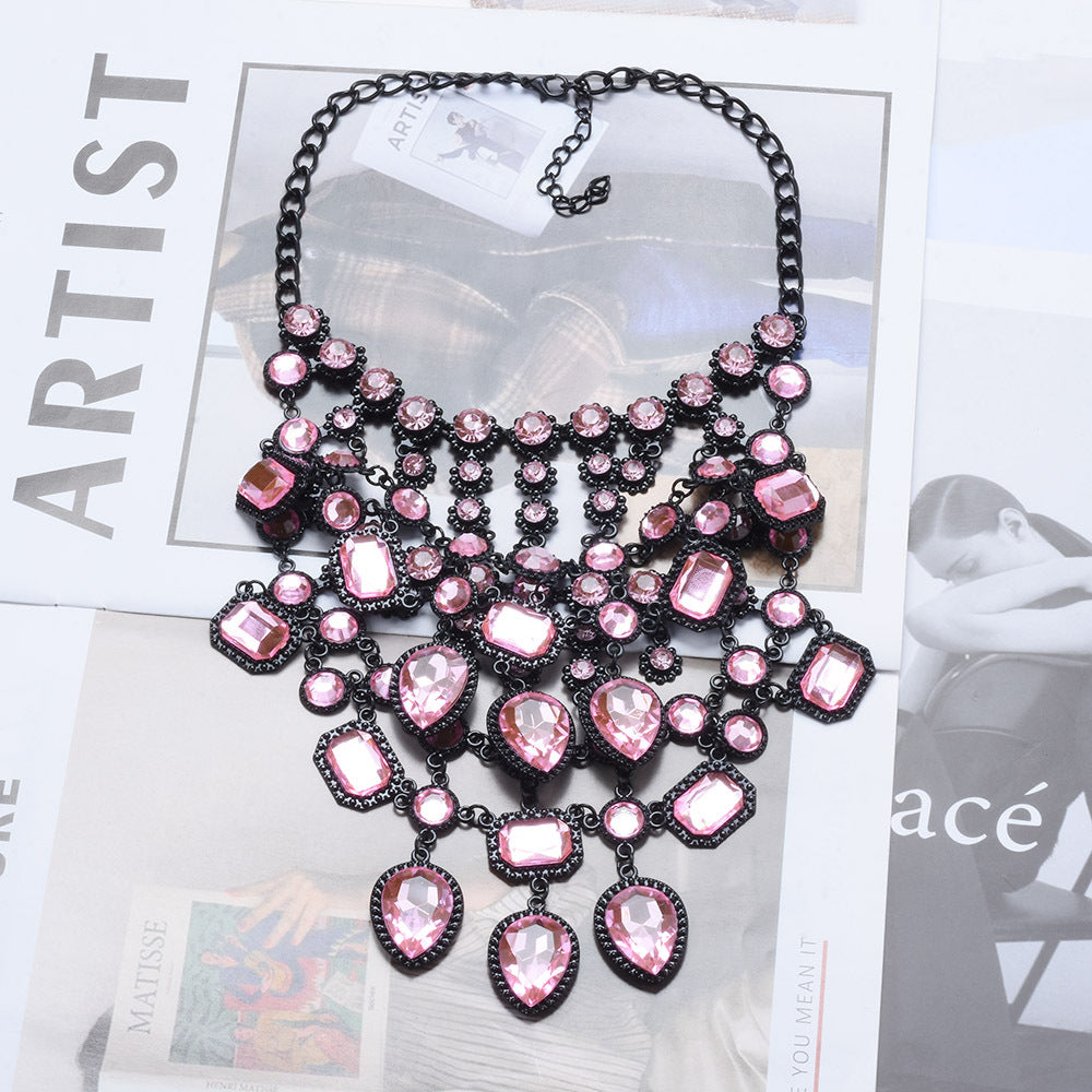 Exaggerated Geometric Alloy Inlay Artificial Crystal Women's Necklace