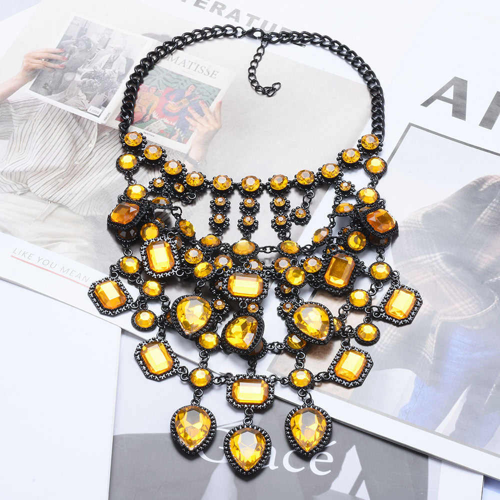 Exaggerated Geometric Alloy Inlay Artificial Crystal Women's Necklace