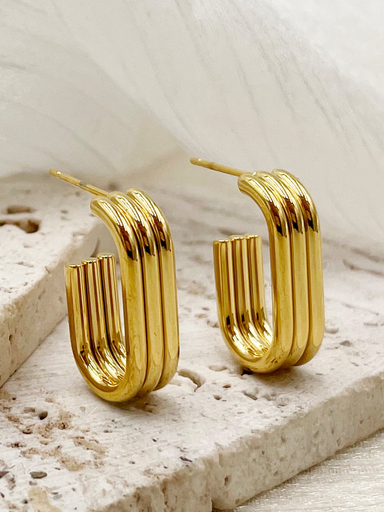 Modern Style Artistic U Shape Stainless Steel Metal Polishing Plating Gold Plated Women's Ear Studs