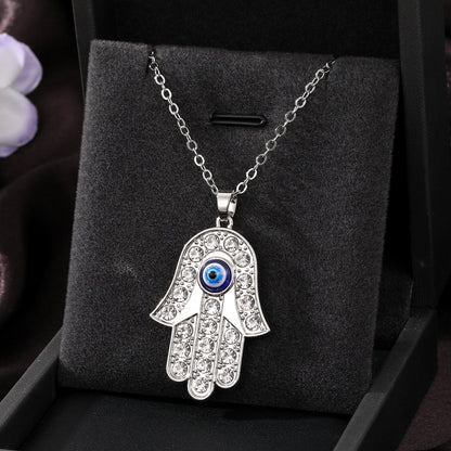 Casual Cool Style Devil's Eye Palm Heart Shape Alloy Hollow Out Inlay Rhinestones Women's Pendant Necklace