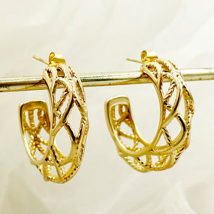 1 Pair Modern Style Commute C Shape Irregular Polishing Plating Hollow Out Stainless Steel Metal Gold Plated Ear Studs