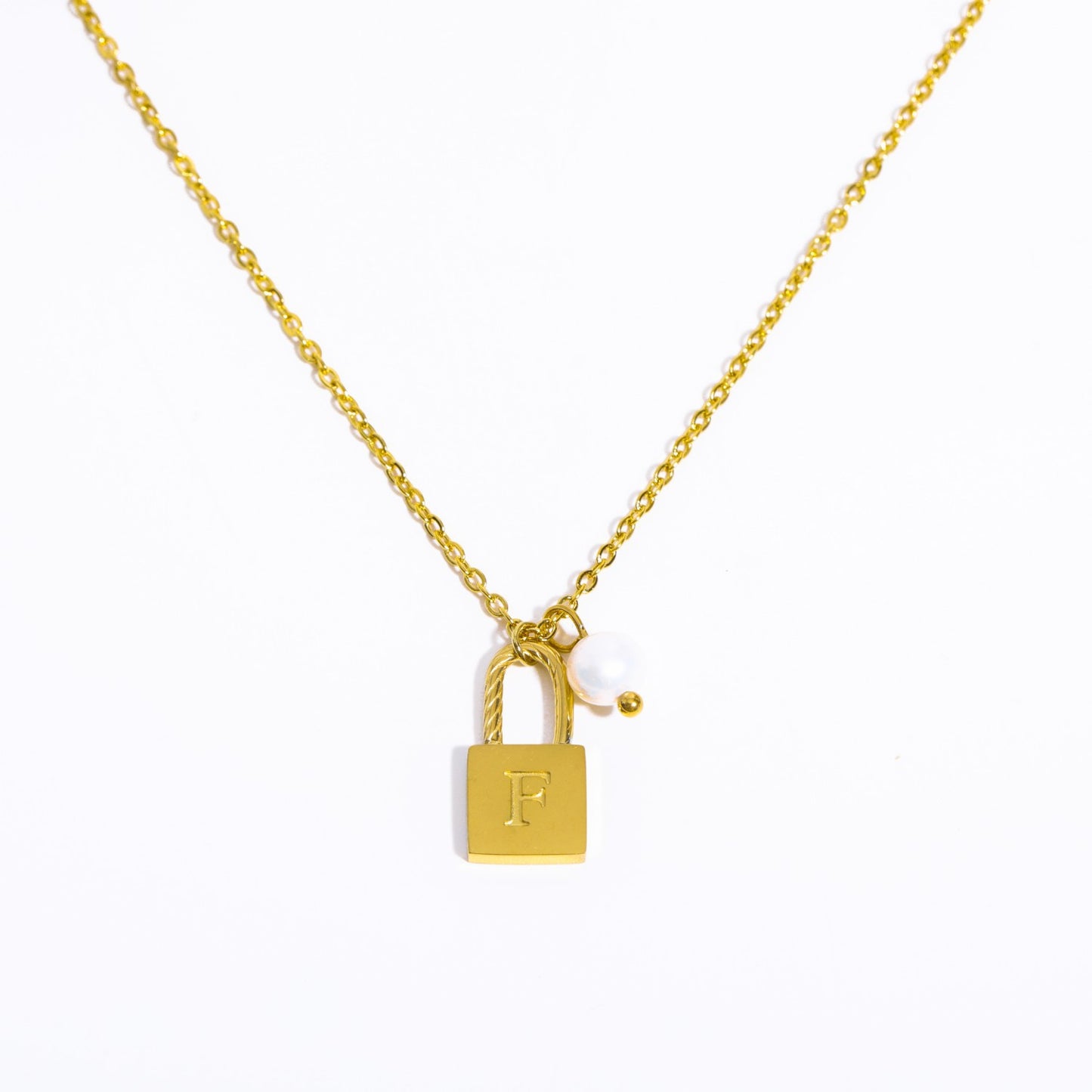 Casual Simple Style Letter Lock Titanium Steel Pearl Plating 18k Gold Plated Pendant Necklace