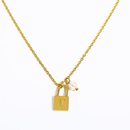 Casual Simple Style Letter Lock Titanium Steel Pearl Plating 18k Gold Plated Pendant Necklace