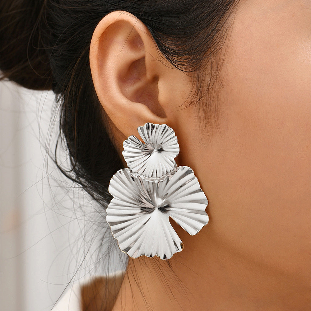 Retro Flower Metal Plating Women's Drop Earrings 1 Pair