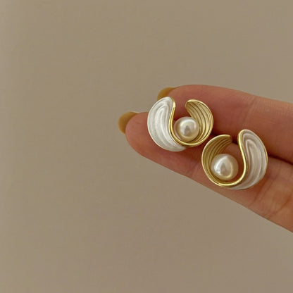 Elegant Geometric Imitation Pearl Alloy Plating Women's Ear Studs