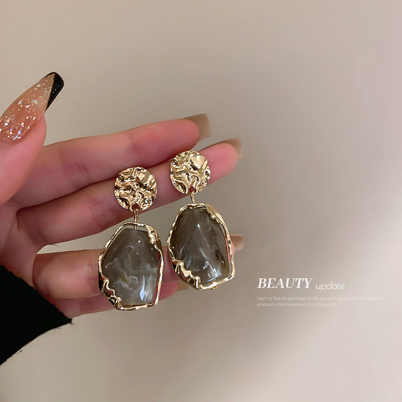 Casual Retro Irregular Alloy Inlay Resin Women'S Drop Earrings