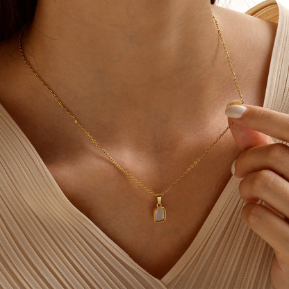 Ig Style Vacation Simple Style Solid Color Stainless Steel Plating Agate Shell 18k Gold Plated Pendant Necklace