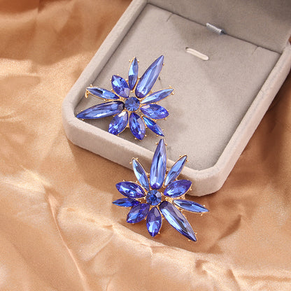 1 Pair Vintage Style Exaggerated Flower Plating Inlay Alloy Rhinestones Gold Plated Ear Studs