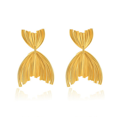 1 Pair Retro Fish Tail Plating Copper 18k Gold Plated Ear Studs