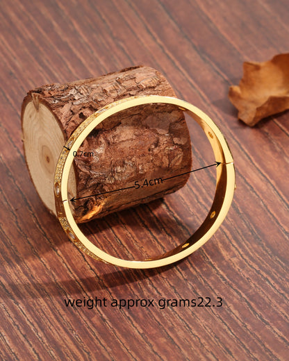 Casual Modern Style Round Copper Plating Inlay Zircon 18k Gold Plated Bangle