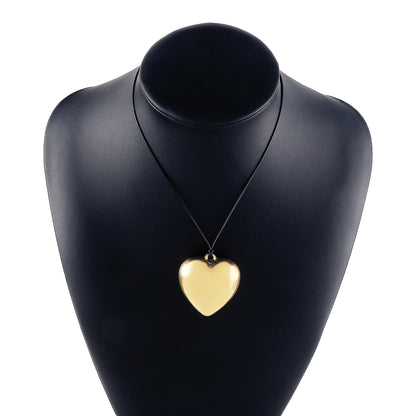 Vintage Style Simple Style Heart Shape Alloy Leather Rope Handmade Three-dimensional Women's Pendant Necklace