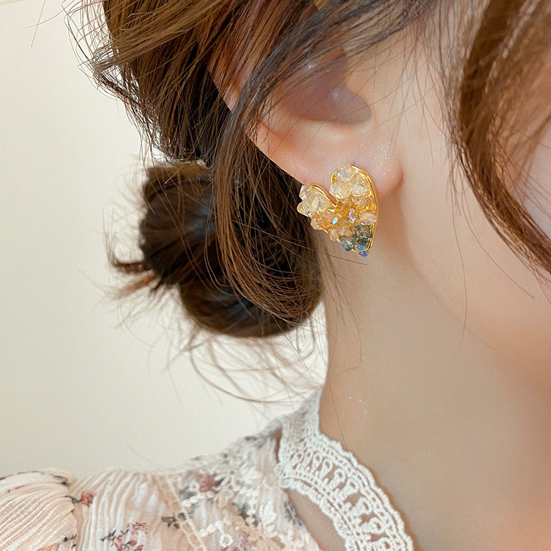 Sweet Gradient Color Heart Shape Alloy Inlay Crystal Women's Ear Studs