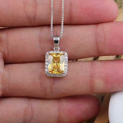 Classic Style Square Copper Alloy Inlay Zircon Women's Pendant Necklace